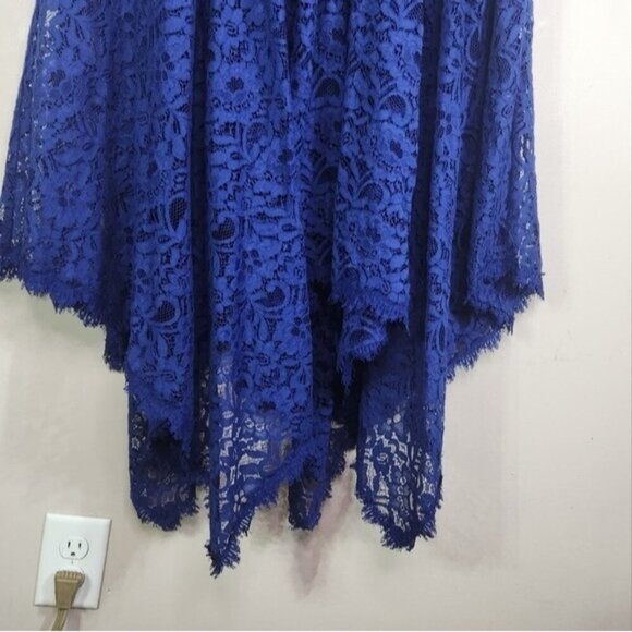 Shani Lace Asymmetrical Sharkbite Hem Midi Blue Women Size 16 - Picture 5 of 7